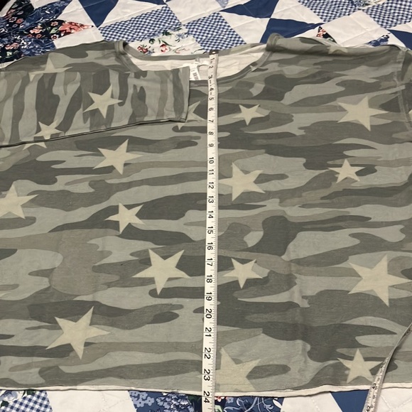 Maurice’s Top - Picture 3 of 5